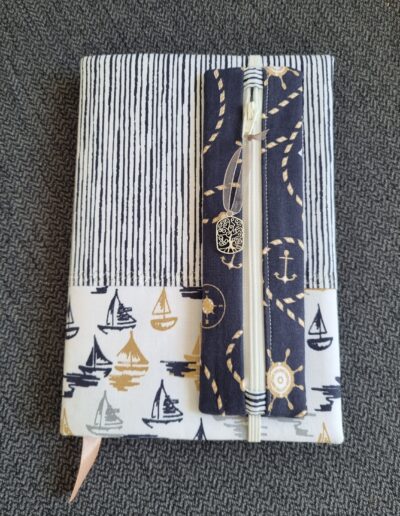 genähte Hülle für Notizbuch mit Stifttascherl