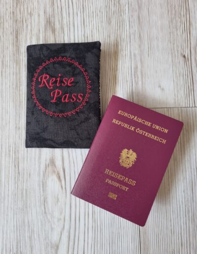 genähte Hülle für Reisepass