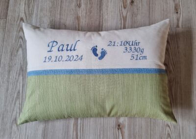 genähtes Geburtskissen