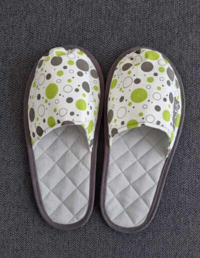 genähte Hausschlapfn