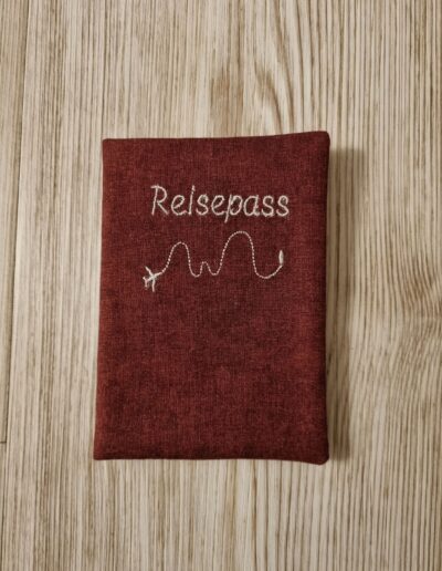 genähte Hülle für Reisepass