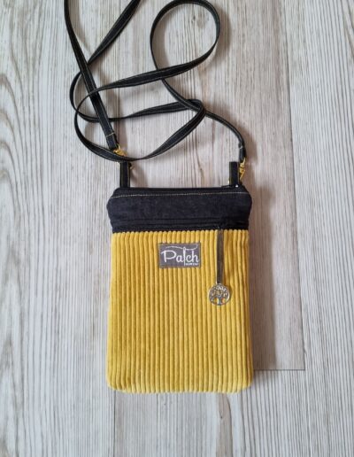 Handytascherl zum Umhängen