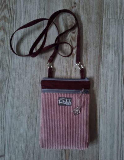 Handytascherl zum Umhängen