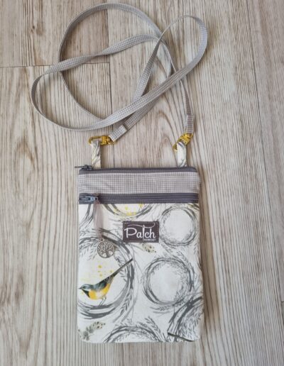 Handytascherl zum Umhängen