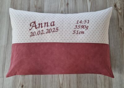 genähtes Geburtskissen mit Echtmaßen