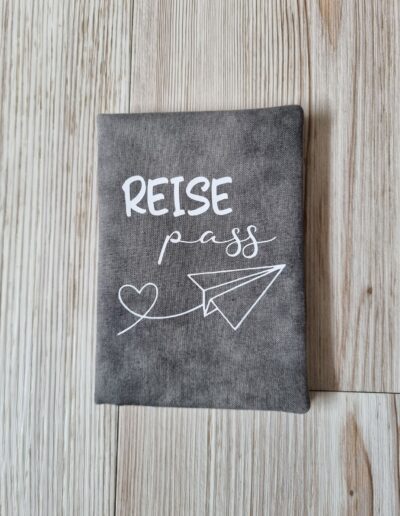 genähte Reisepasshülle